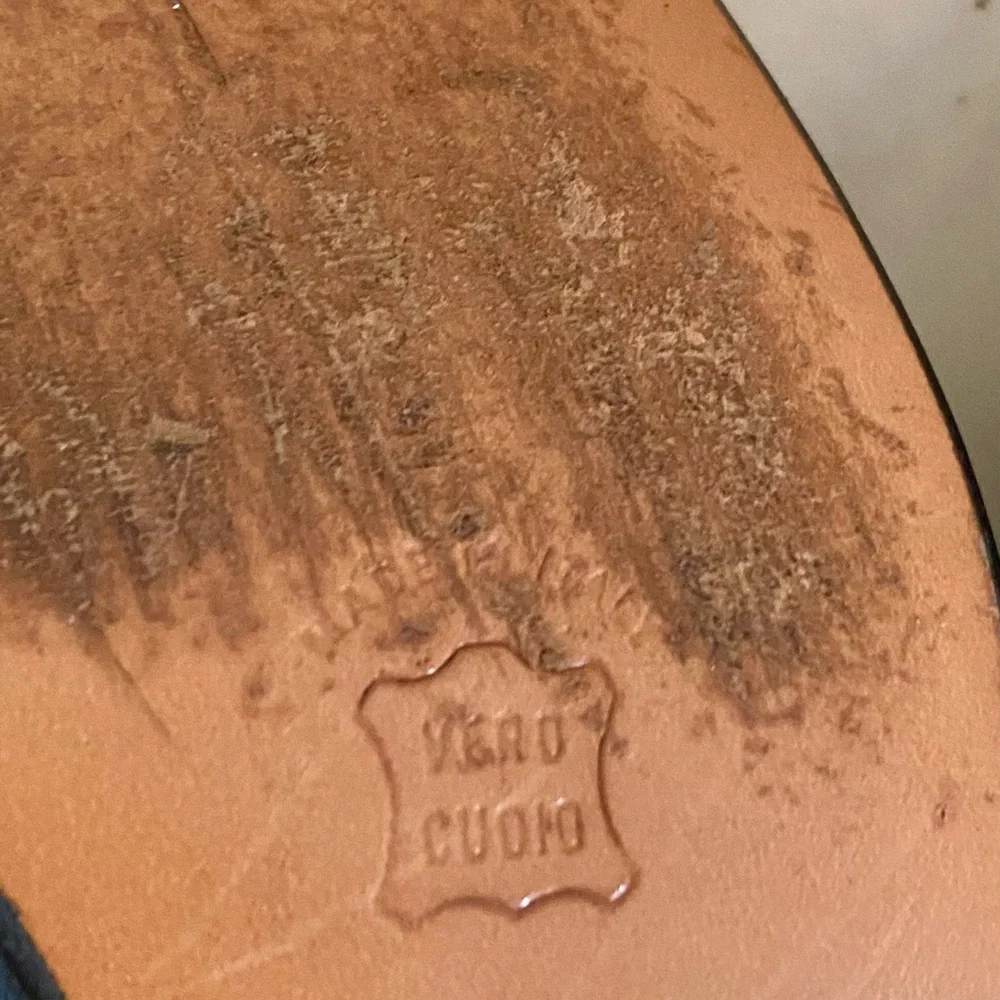 Bally Vintage Navy and Brown Leather Pumps Size 5 1/2 Made in Italy - Picture 6 of 7